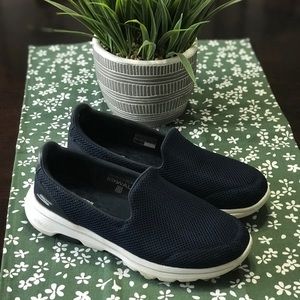 Skechers GO Walk 5